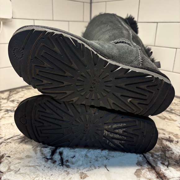 UGG Bailey Bow Tall II Boot Size 6 - Picture 7 of 7